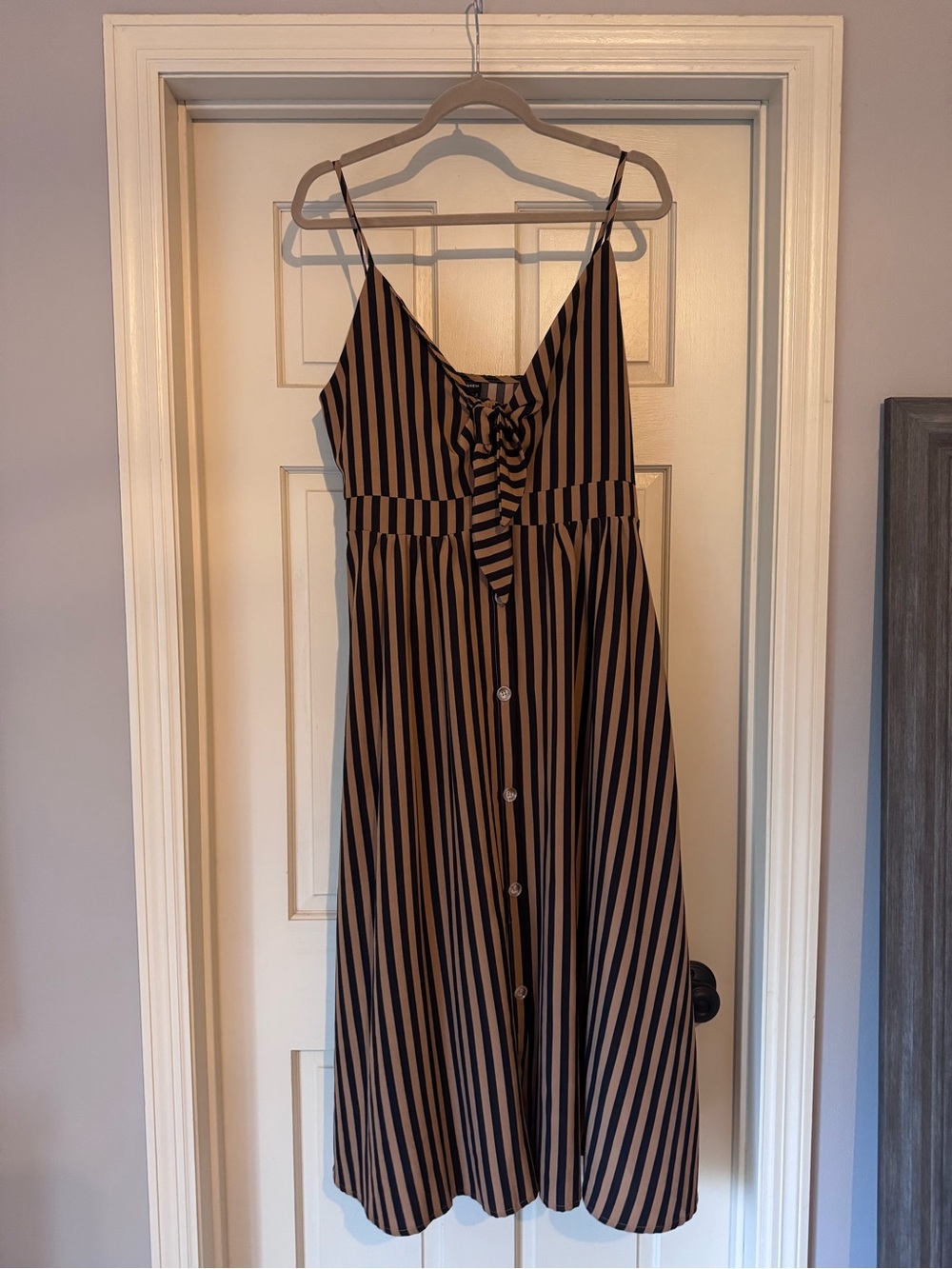 SHEIN Black and Brown Striped Tie‑Front Midi Dress
